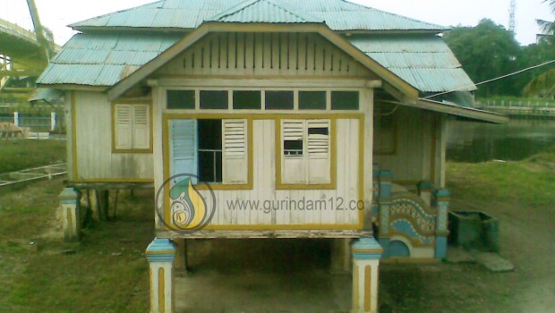 rumah adat melayu 4