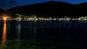 Malam hari di kota Anambas, dilihat dari semen panjang.